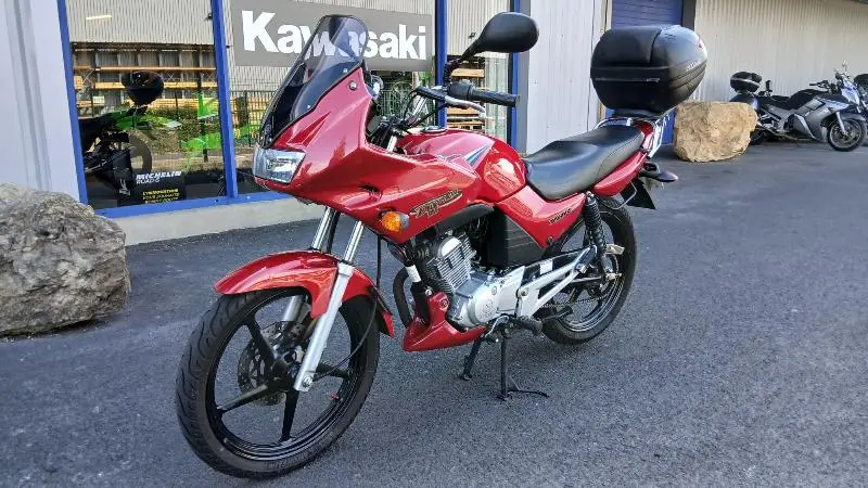 YBR 125