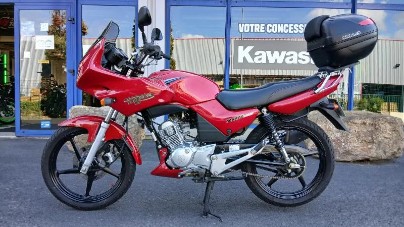 YBR 125