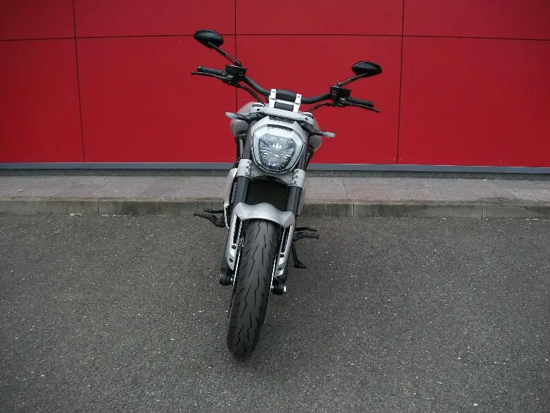 XDIAVEL S