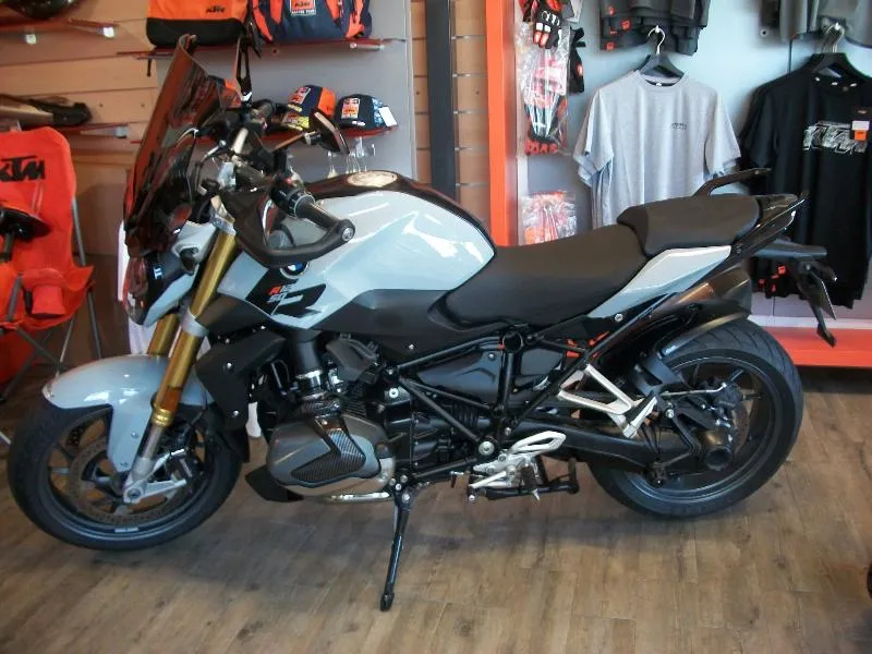 R 1250 R