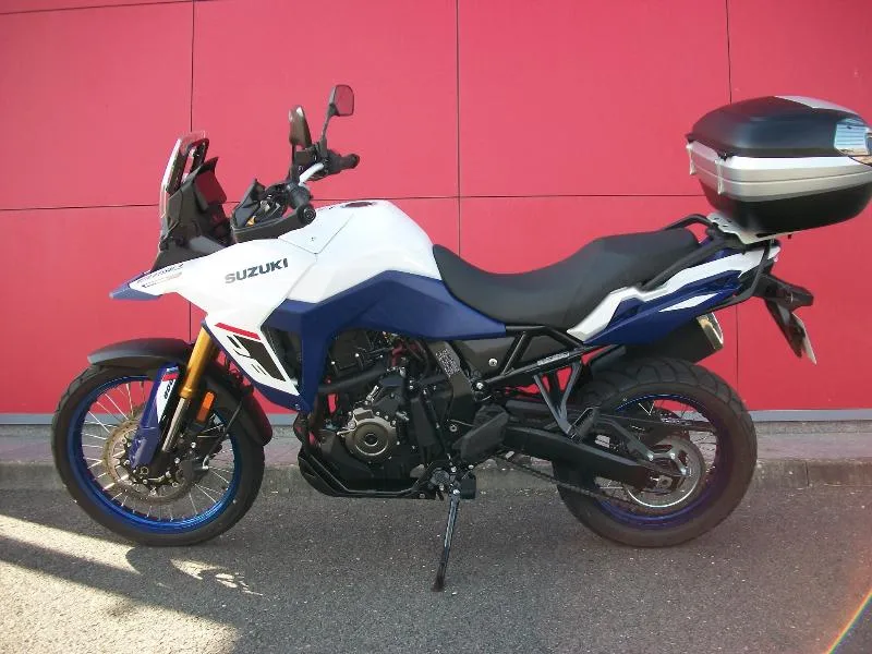 DL VSTROM 800DE