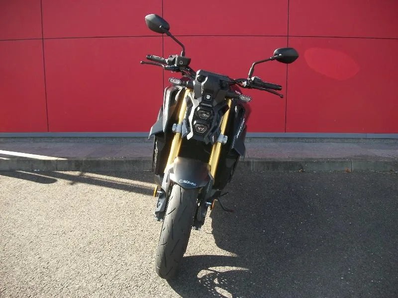 GSXS 1000