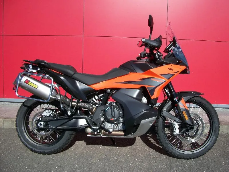 790 ADVENTURE