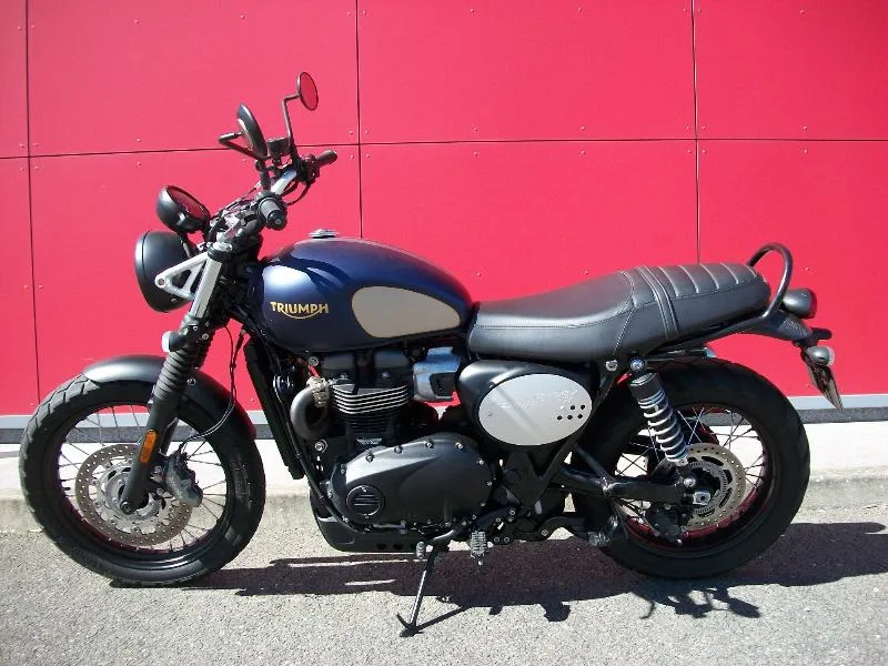 STREET SCRAMBLER  900