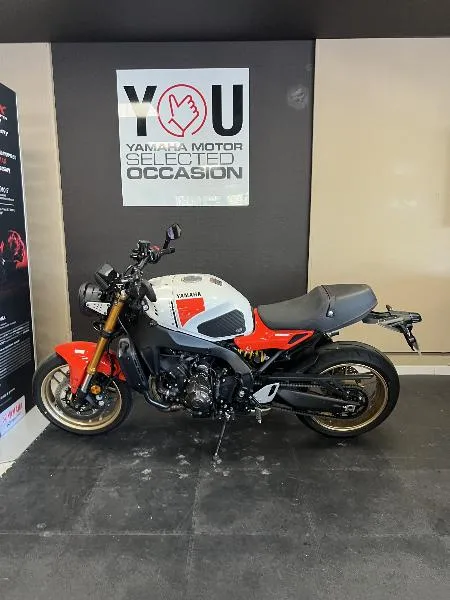XSR 900
