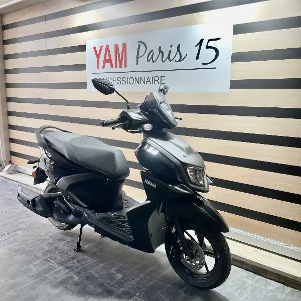 RayZR 125
