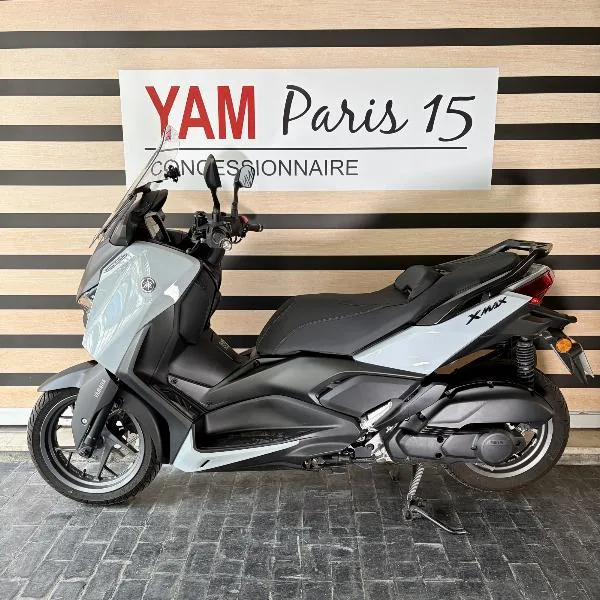 XMAX 125 TECH MAX