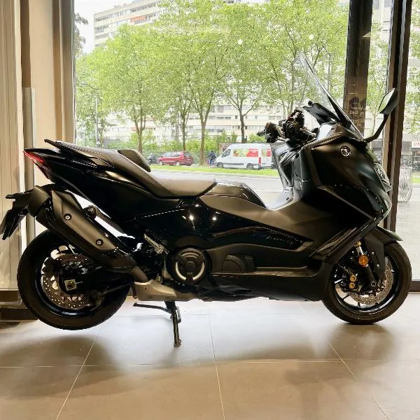 XP TMAX 560 TECH MAX