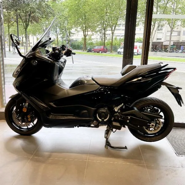 XP TMAX 560 TECH MAX