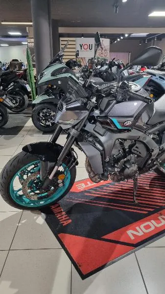 MT09  YAMT