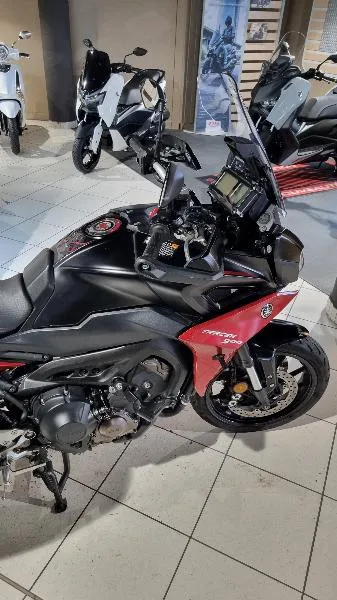 TRACER 900