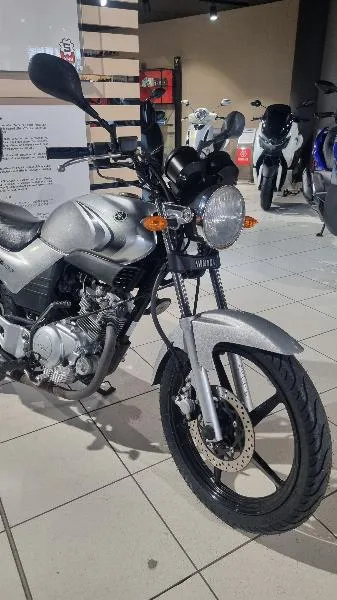 YBR 125