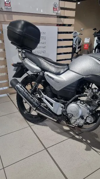 YBR 125