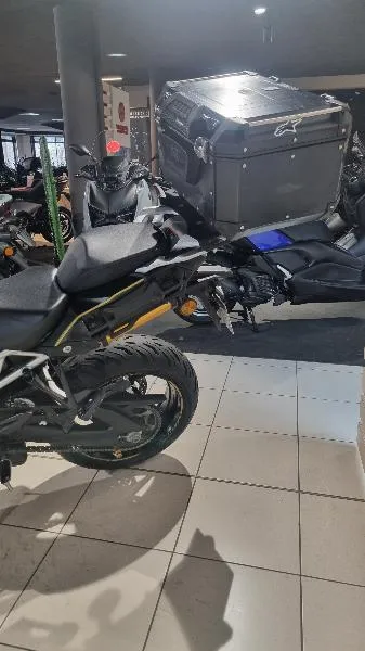 GSXS 1000 GX
