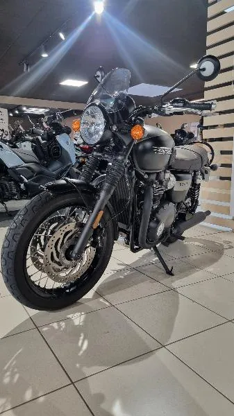 BONNEVILLE T120