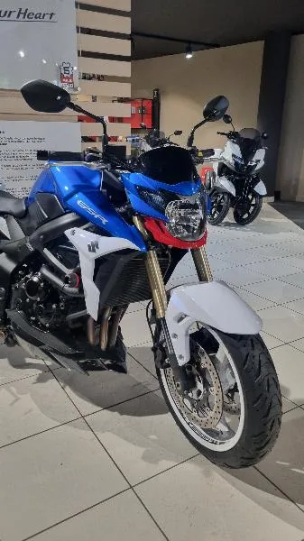 GSR 750