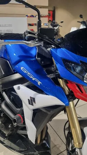 GSR 750