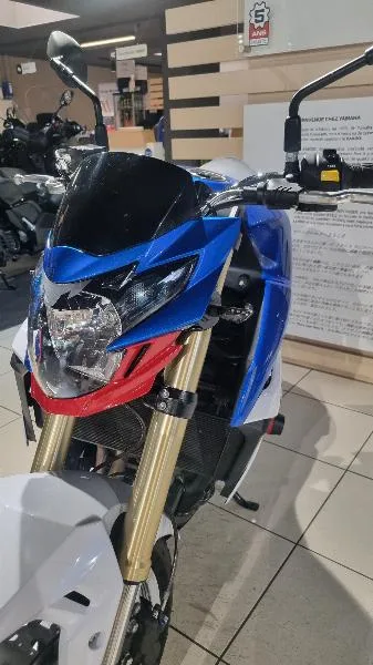 GSR 750
