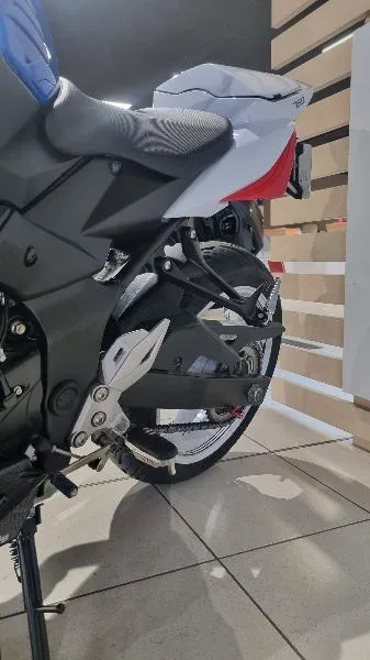 GSR 750