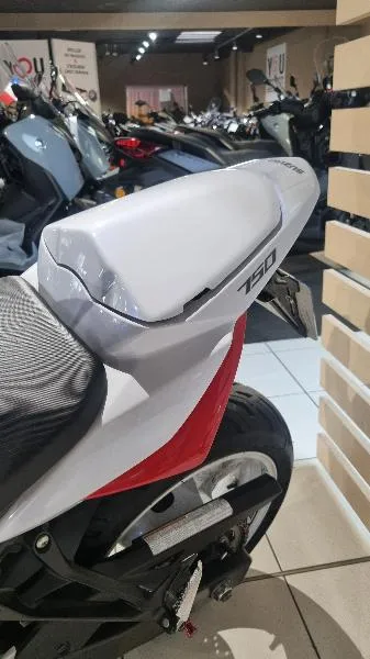 GSR 750