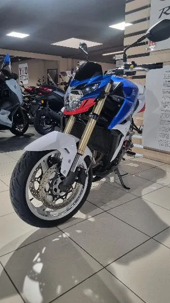 GSR 750