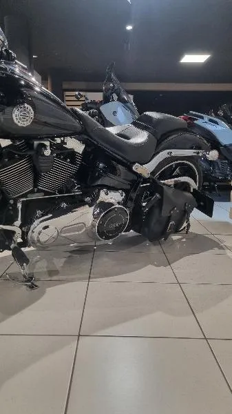 SOFTAIL BREAKOUT 1690
