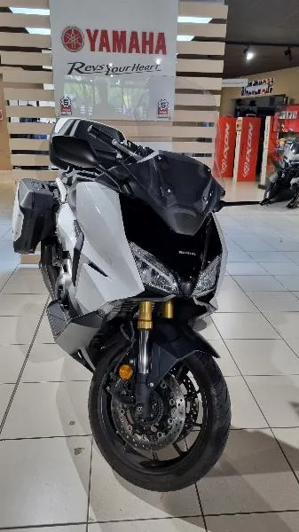 NSS FORZA 750