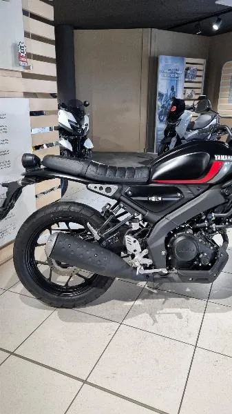 XSR 125