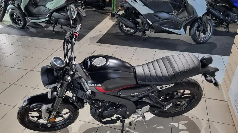 XSR 125