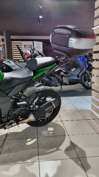 Z 1000 SX