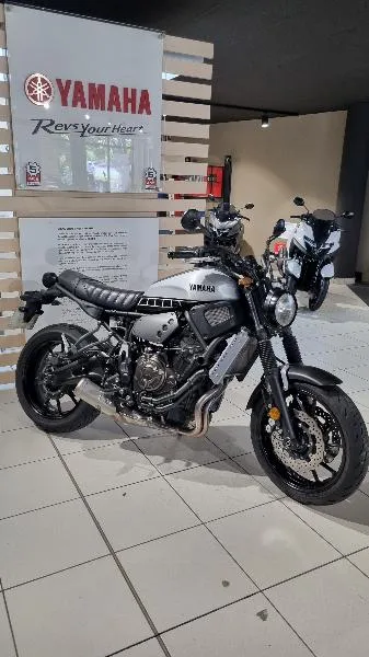 XSR 700 ABS