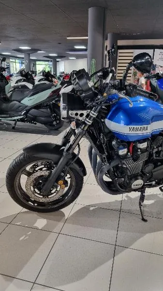 XJR 1300