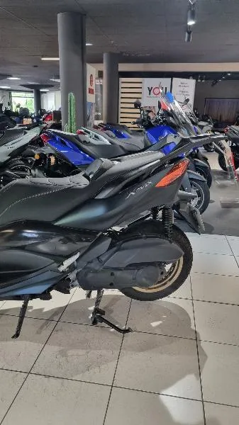 XMAX 125 TECH MAX