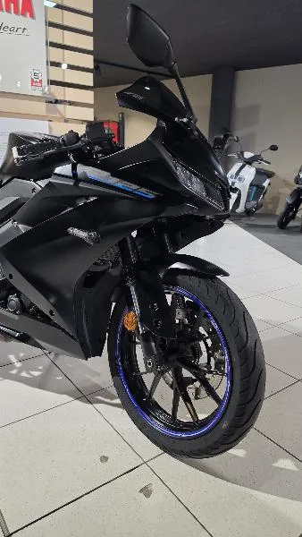 YZF 125 R ABS