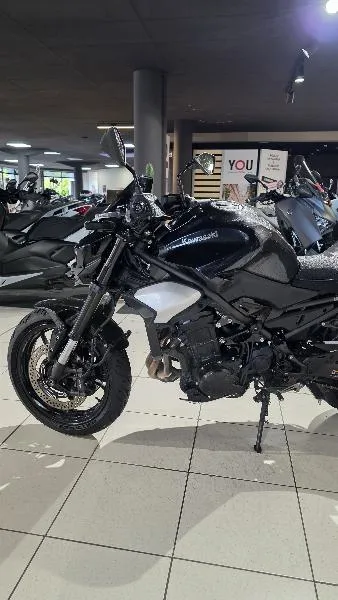 Z 900