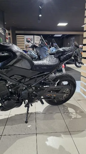 Z 900
