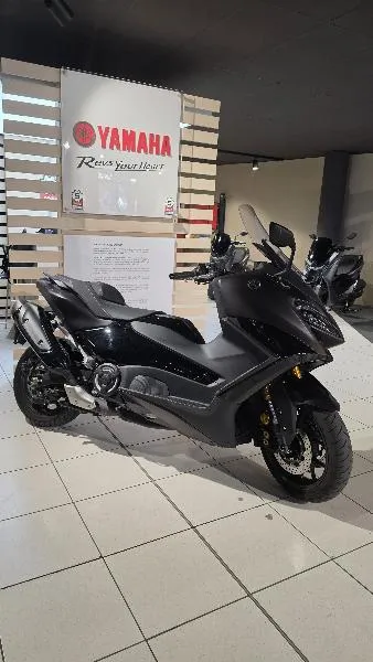 XP TMAX 560 TECH MAX