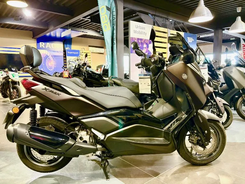 XMAX 300 TECH MAX 