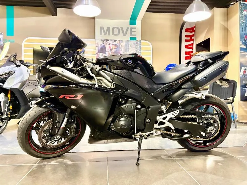 YZF 1000 R1 CROSS PLANE