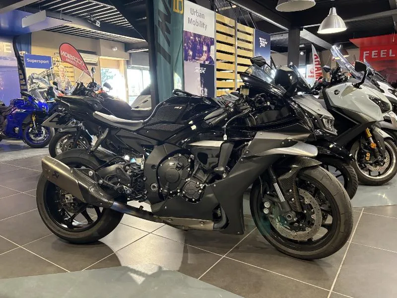 YZF 1000 R1