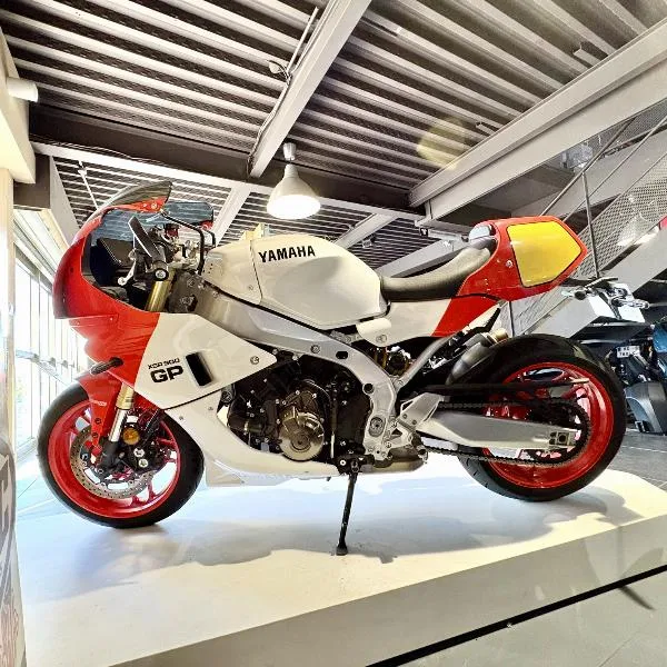 XSR 900 GP