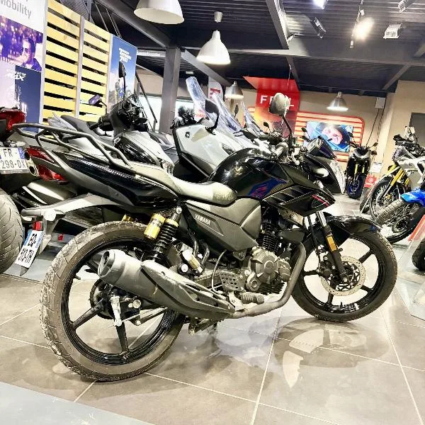 YS 125