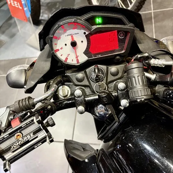 YS 125