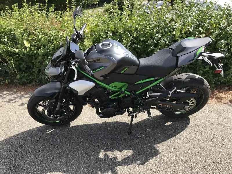 Z 900