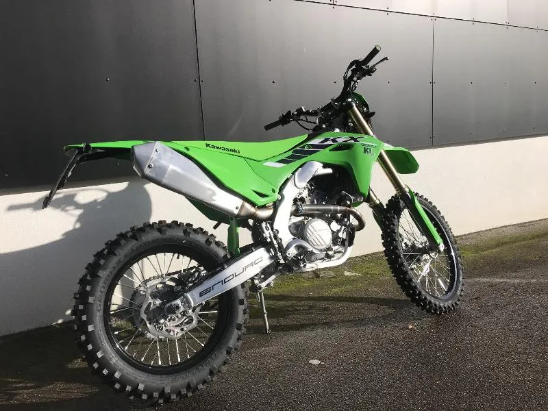 KX