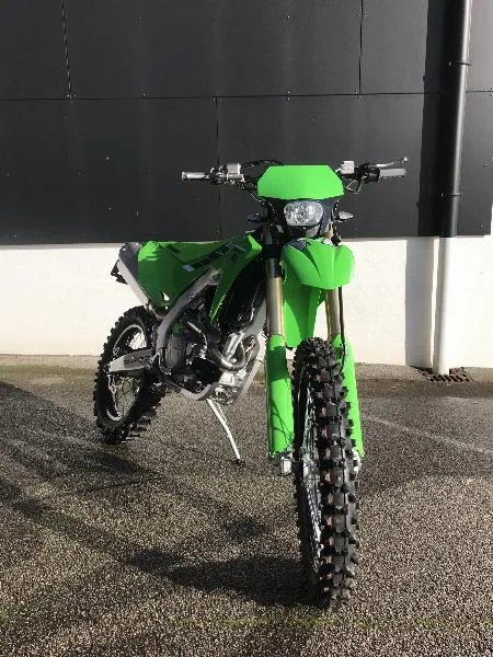 KX