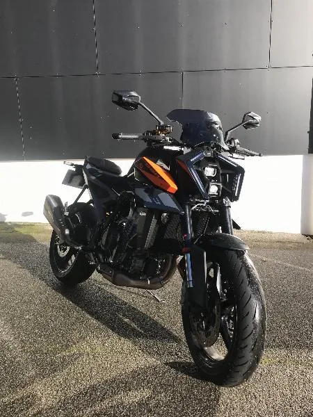 990 DUKE
