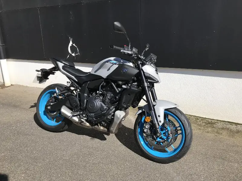 MT07 