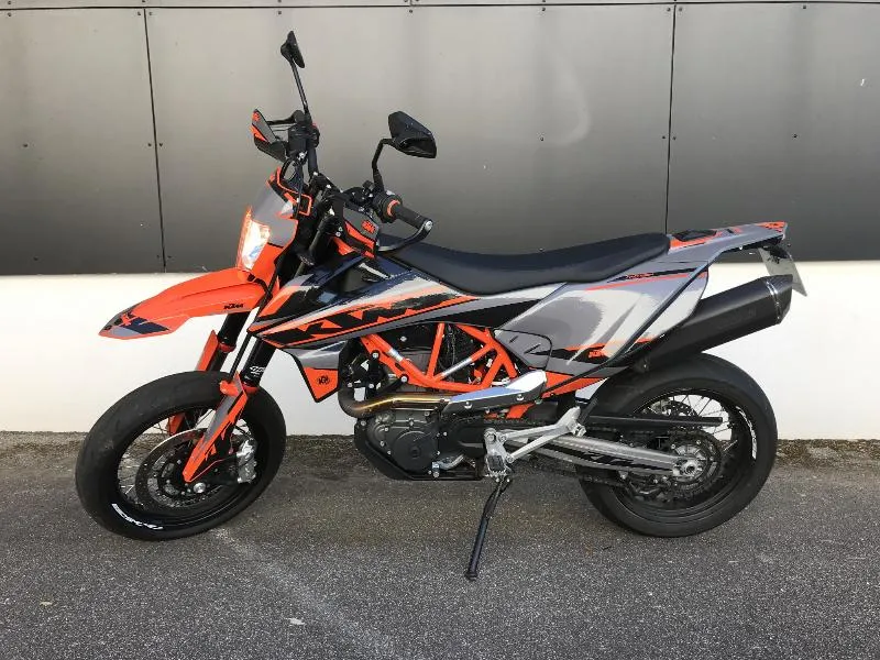 690 SMC R