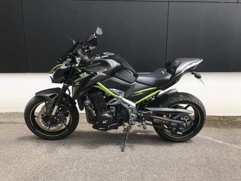 Z 900